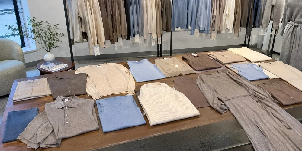 Hienoneulottujen mallien ja näytteiden esittely